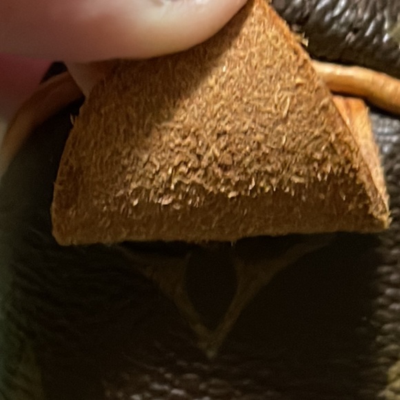 Authentic Louis Vuitton monogram speedy 35 - Picture 7 of 16